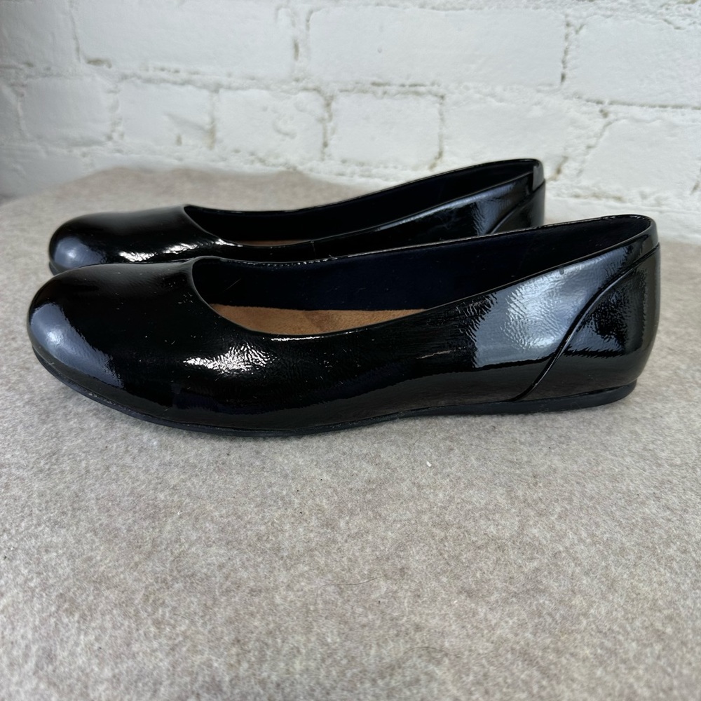 SoftWalk Black Patent Flats